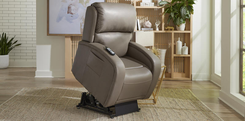 golden tech Twilight EZ Sleeper Lift chair Recliner in San Bernardino